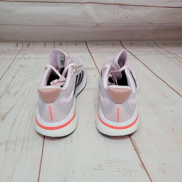 Adidas sneakers running and athletic Women's Size 7 1/2 pink - Picture 6 of 9